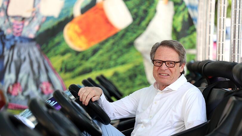 Alkoholfreiam Steuer:Andreas Schessl imAutoscooter. Das Foto entstand bereits Ende Juli auf der Jakobidult am Mariahilfplatz. Alkoholfreiam Steuer:Andreas Schessl imAutoscooter. Das Foto entstand bereits Ende Juli auf der Jakobidult am Mariahilfplatz.