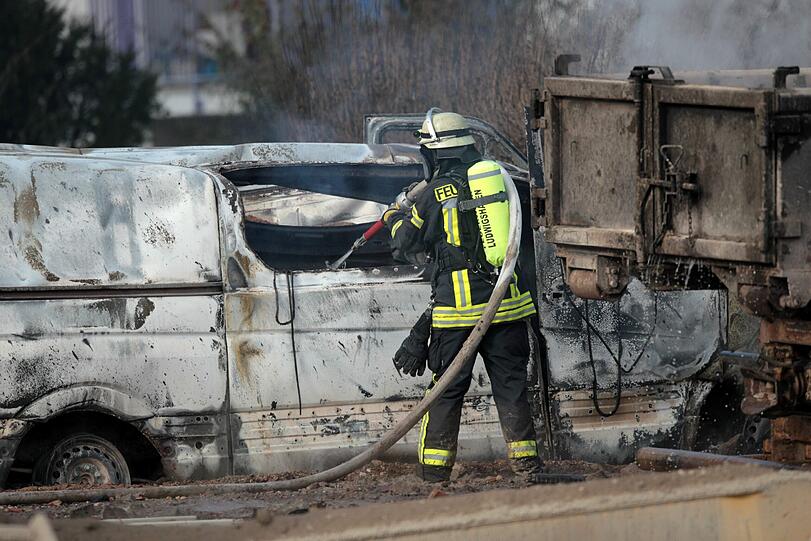 Anblick wie nach einem Bombeneinschlag: Gas-Explosion in Ludwigshafen.