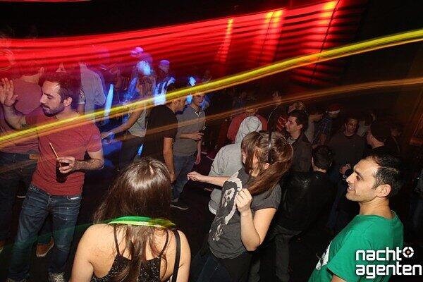 Die allerletzte Weihnachtskerze wurde dann am Samstag auf der "Halli Galli Drecksound"-Party im Muffatwerk ausgeblasen.