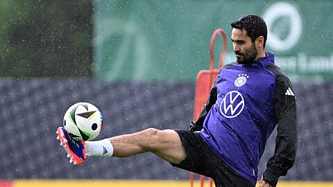 Ilkay Gündogan beim DFB-Training im Spa & Golfresort Weimarer Land.