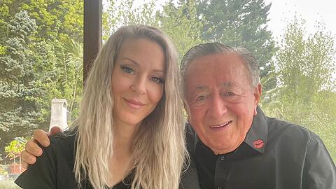 Richard "Mörtel" Lugner († 91) und Simone alias Bienchen.