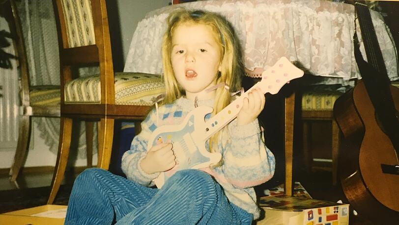 Kabarettistin lag ihr dann wohl doch mehr als Musikerin. Trotzdem ein ganz herziges Bild von Franziska Wanninger.