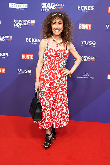 Anastasia Zampounidis feierte auch mit. Anastasia Zampounidis feierte auch mit.