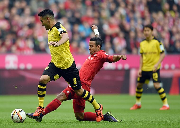 THIAGO &ndash; Note 2: Klärte anfangs eine gefährliche, flache Flanke im eigenen Sechzehner. Holte den Elfer raus. Spitzelte den Ball beim 5:1 zu Götze.