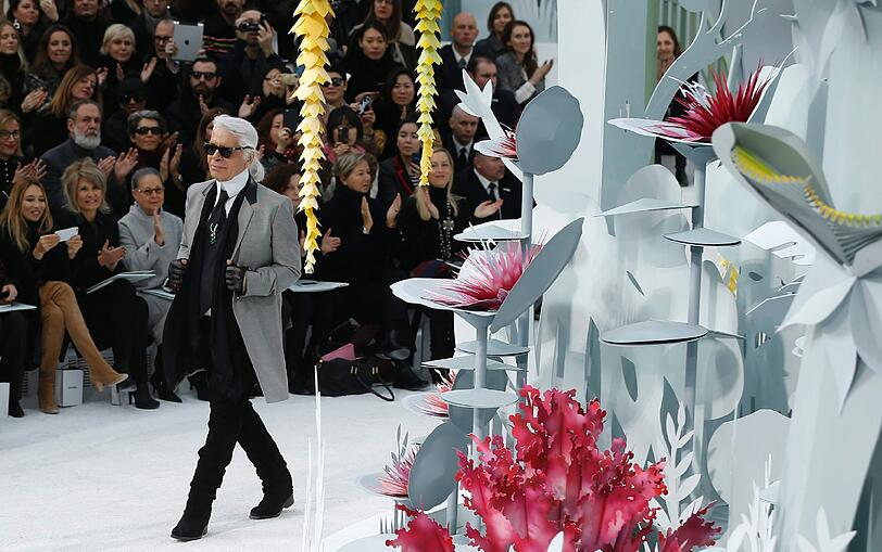 Karl Lagerfeld nach der Chanel-Show