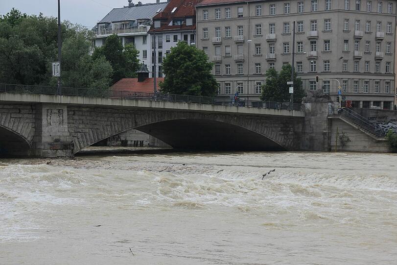 Die Isar führt Hochwasser: Die Bilder!