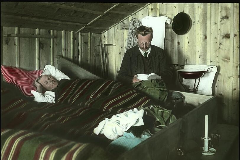 Gute-Nacht-Geschichten auf der Amberger Hütte.