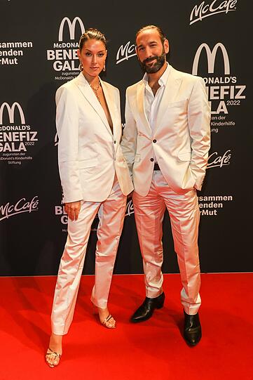 Rebecca Mir und Massimo Sinato