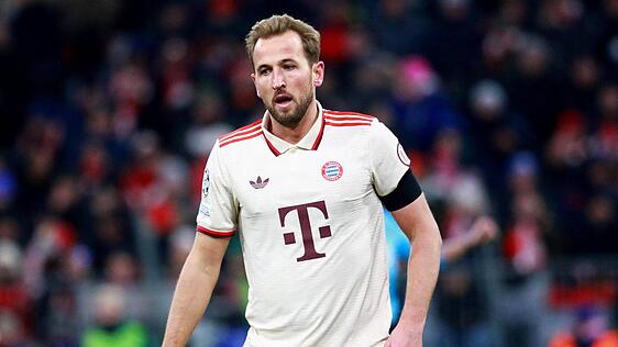 Gab dem Pechvogel Urbig einen Klaps: Harry Kane (Archivbild).