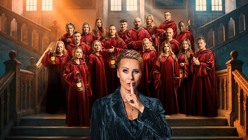 In "Die Verräter" musste Joelina Drews bereits in der zweiten Folge die Heimreise antreten, da sie von Max Kruse, Marijke Amado und Ralph Morgenstern "ermordet" wurde. In "Die Verräter" musste Joelina Drews bereits in der zweiten Folge die Heimreise antreten, da sie von Max Kruse, Marijke Amado und Ralph Morgenstern "ermordet" wurde.