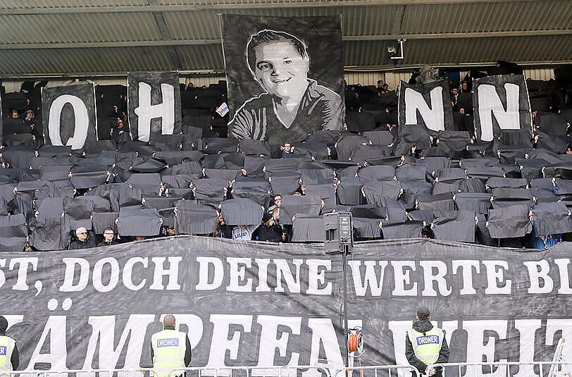 Darmstadt 98 trauert um seinen Talisman Jonathan "Johnny" Heimes.