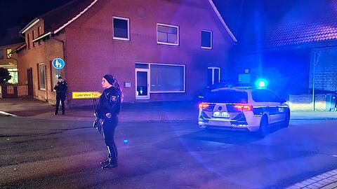 Das SEK nahm den mutma&szlig;lichen Sch&uuml;tzen fest.