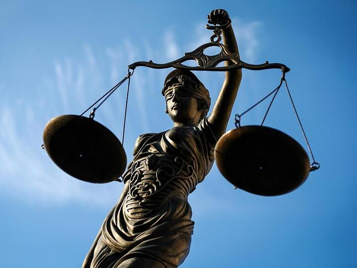 Eine Statue der Justitia. Foto: David-Wolfgang Ebener/Archivbild