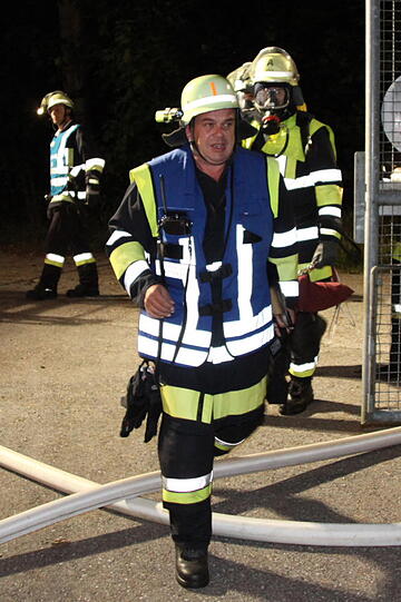 Großübung der Feuerwehr in einem Chemiewerk. Die spektakulären Bilder.