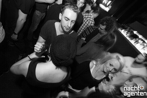 Es ist Mixwoch, Baby! Das Crux mixt am Mittwoch alle Musikgenres wild durcheinander. Dem Partyvolk gefällt's!