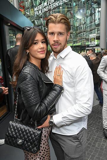 Isabella Ahrens und Freund Nils Koehme
