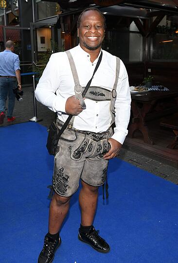 Mola Adebisi
