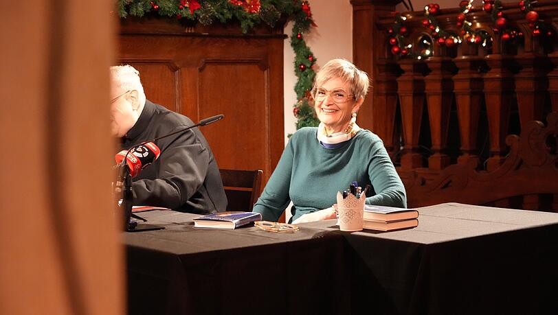 Gloria von Thurn und Taxis bei ihrer Lesung in Regensburg.