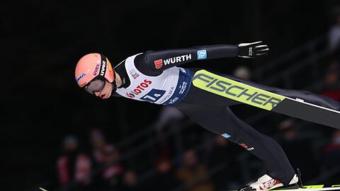 Wurde mit Deutschlands Skispringern Zweiter in Zakopane: Karl Geiger.