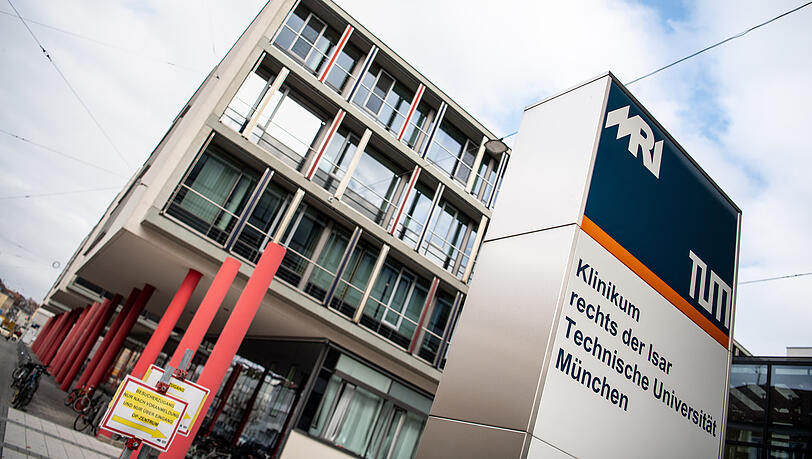 Ein aufmerksamer Oberarzt am Klinikum rechts der Isar war stutzig geworden, weil sich der Zustand von zwei Patienten plötzlich und unerklärlich verschlechtert hatte. (Archivbild) Ein aufmerksamer Oberarzt am Klinikum rechts der Isar war stutzig geworden, weil sich der Zustand von zwei Patienten plötzlich und unerklärlich verschlechtert hatte. (Archivbild)
