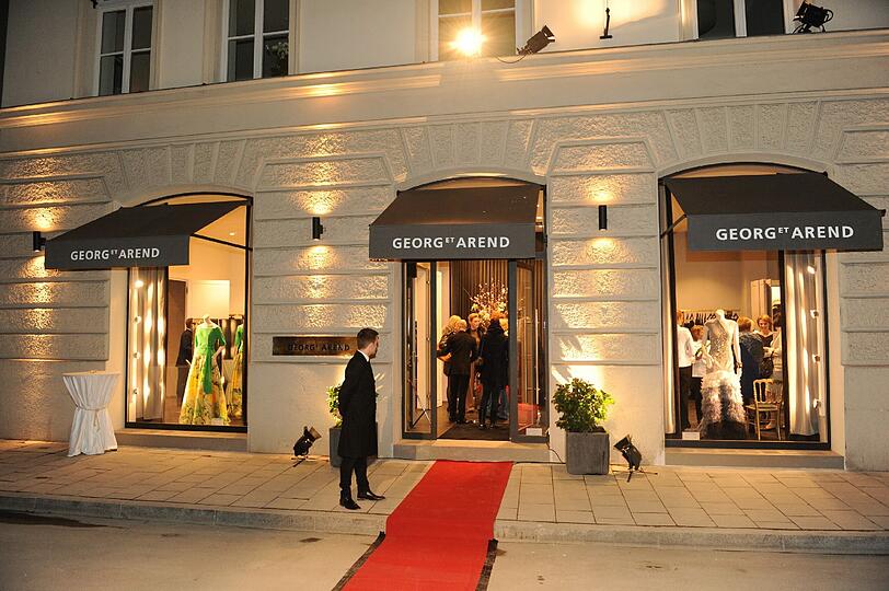 Der Store soll kosmopolitischen Charakter und zugleich die intime Atmosphäre einer eleganten Privatresidenz vermitteln, so die Designer.