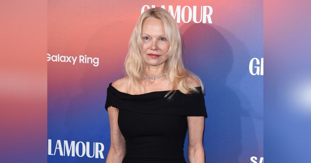 Pamela-Anderson-So-unwohl-f-hlte-sie-sich-neben-Seth-Rogen