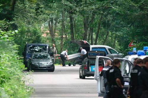 Abtransport der Leichen: Die Polizei verhört bereits einen Verdächtigen.