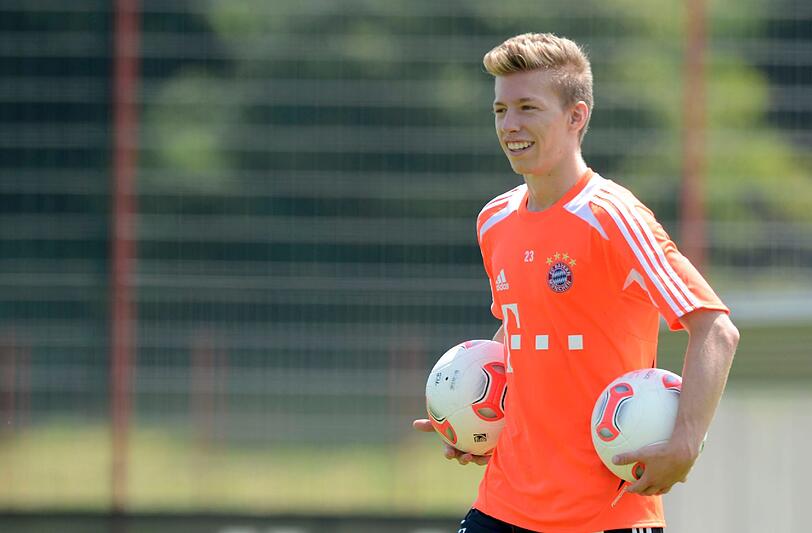 Nachwuchshoffnung Mitchell Weiser hat Spaß.