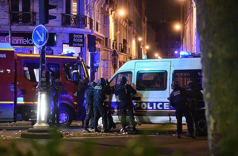 Schüsse, Explosionen, Tote und Verletzte: die Bilder von der verheerenden Anschlagsserie in Paris.