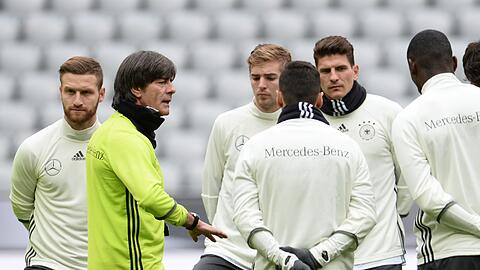 Der Bundestrainer hat einen komplett anderen Musikgeschmack als sein Team.
