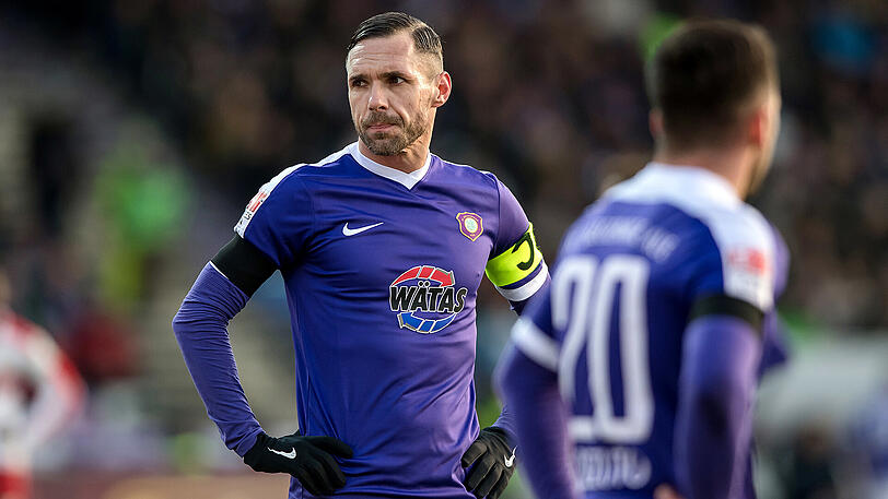 Christian Tiffert: "Ich beschäftige mich nicht mit der 3. Liga. Warum auch? Ich bin mir sicher, wir schaffen das."