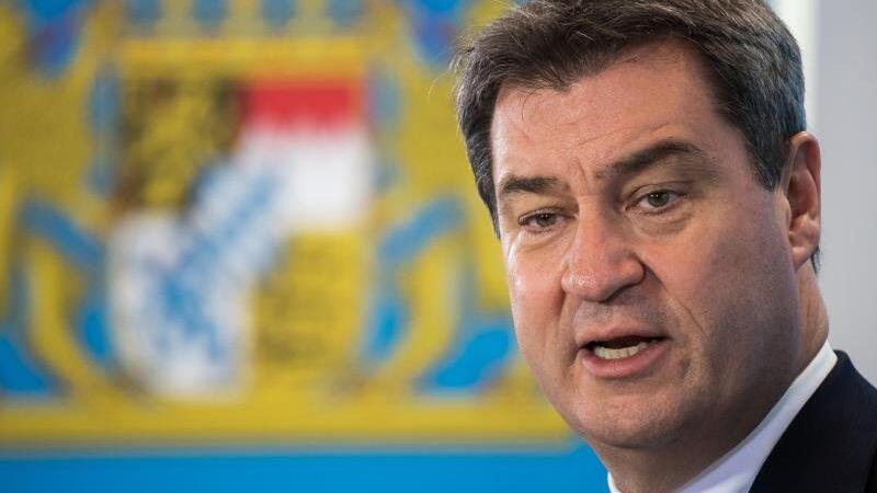 Markus Söder (CSU), Ministerpräsident von Bayern, spricht bei einer Pressekonferenz in der Staatskanzlei. Foto: Peter Kneffel/Archiv