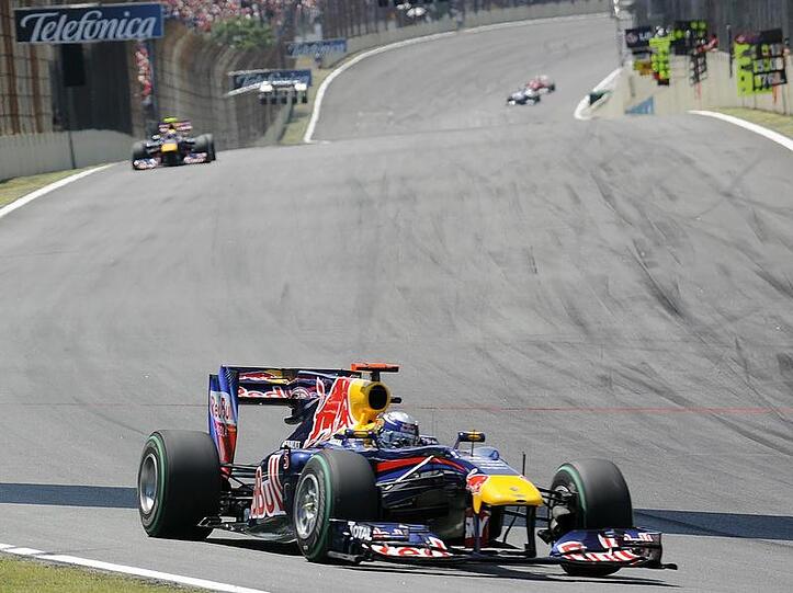 Sebastian Vettel auf seiner Fahrt zum Sieg in Sao Paolo