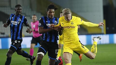 Auch das 3:0 ging auf das Konto von Erling Haaland (r).