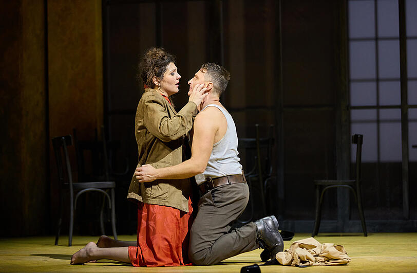 Sophie Rennert (Carmen) mit Lucian Krasznec (Don José)