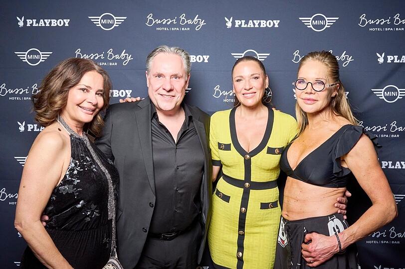 DJane Gitta Saxx, "Playboy"-Deutschland-Herausgeber Florian Boitin, Dschungelcamp-Star Simone Ballack und Gastronomin Doreen Dietel feiern am Tegernsee. DJane Gitta Saxx, "Playboy"-Deutschland-Herausgeber Florian Boitin, Dschungelcamp-Star Simone Ballack und Gastronomin Doreen Dietel feiern am Tegernsee.