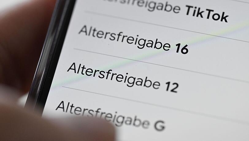 Andere Staaten haben ein Social-Media-Mindestalter bereits beschlossen oder bereiten es vor. (Symbolbild) Andere Staaten haben ein Social-Media-Mindestalter bereits beschlossen oder bereiten es vor. (Symbolbild)