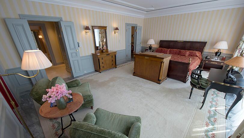 Die Präsidentensuite im Hotel Adlon wird in "Royal Suite" umbenannt. Die Präsidentensuite im Hotel Adlon wird in "Royal Suite" umbenannt.