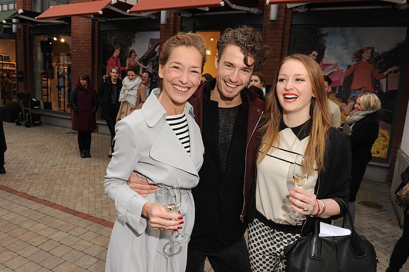 Lisa Seitz und Tochter Lucie Seitz mit Simon Lohmeyer