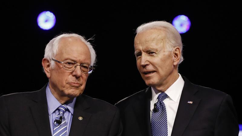 Die demokratischen Bewerber um die Präsidentschaftskandidatur, Bernie Sanders (l.) und Joe Biden, während einer TV-Debatte. Die demokratischen Bewerber um die Präsidentschaftskandidatur, Bernie Sanders (l.) und Joe Biden, während einer TV-Debatte.