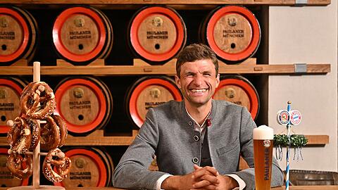 Thomas Müller während des FC Bayern Paulaner Lederhosen-Shootings im Paulaner am Nockherberg.