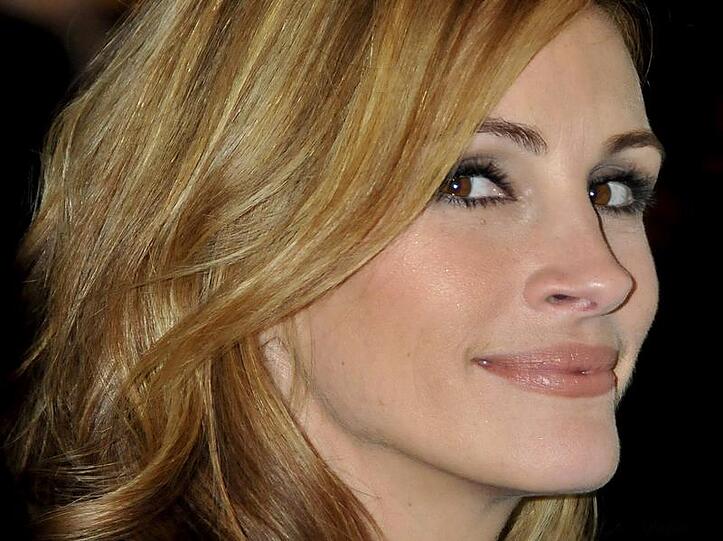 Top: Stars für den Umweltschutz. Schauspielerin Julia Roberts setzte sich auch in diesem Jahr für eine bessere Umwelt ein. Als Botschafterin der Firma "Earth Biofuels", die sich auf die Forschung und Entwicklung von alternativen Treibstoffen spezialisiert hat, predigt sie aller Welt ökologisches Denken. Wir finden das absolut Top!