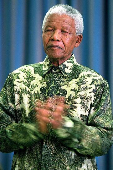 Hier weitere Bilder von Südafrikas Nationalheld Nelson Mandela. Er starb am 05.12.2013.
