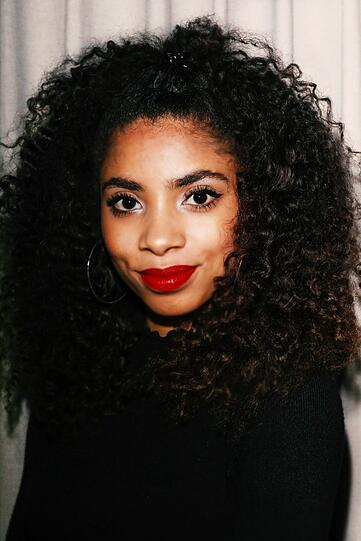 Alina "Ohne meine Mutter könnte ich nicht leben und sie ist auch mein großes Vorbild. Bei München denke ich an gute Partys."