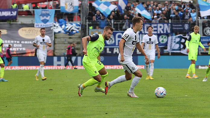 SV Elversberg gegen TSV 1860 München