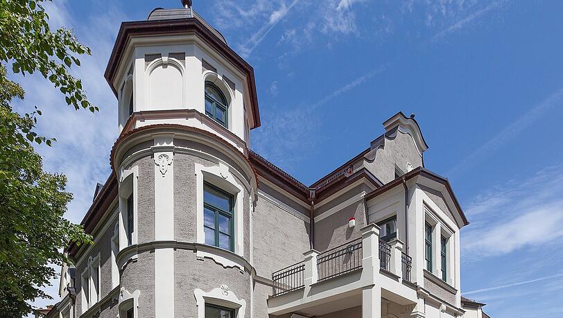 Gerner Straße 10 in Nymphenburg: Die Jury lobte die wiederhergestellte Villa als "attraktiven Blickpunkt" in der Villenkolonie Gern. Gerner Straße 10 in Nymphenburg: Die Jury lobte die wiederhergestellte Villa als "attraktiven Blickpunkt" in der Villenkolonie Gern.