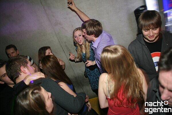 Der Samstag im Neuraum: "Rock & Roll Baby". Mehr Bilder unter: www.nachtagenten.de