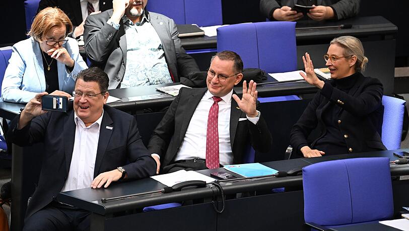 Besonders AfD-Abgeordnete sind in der Vergangenheit durch einen rauen Ton im Parlament aufgefallen. (Archivfoto)