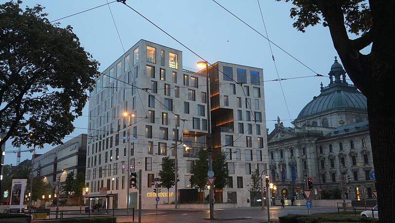 Der Koenigshof am Stachus: Eines der Münchner Luxushotels der Extraklasse. Der Koenigshof am Stachus: Eines der Münchner Luxushotels der Extraklasse.
