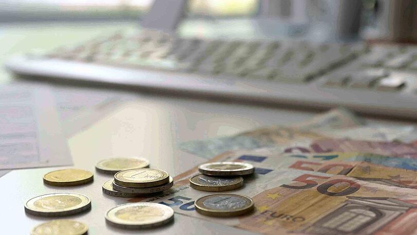 Wof&uuml;r geben die Menschen in Bayern ihr Geld aus? Die Laufende Wirtschaftsrechnung gibt Auskunft. (Symbolbild)
